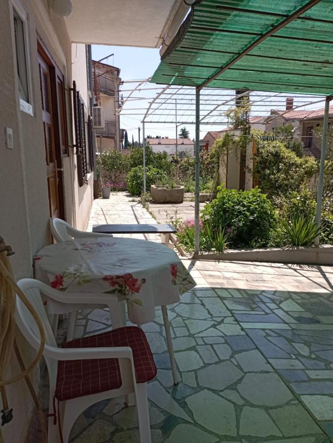 Apartments Mare Novigrad Istria Exterior foto